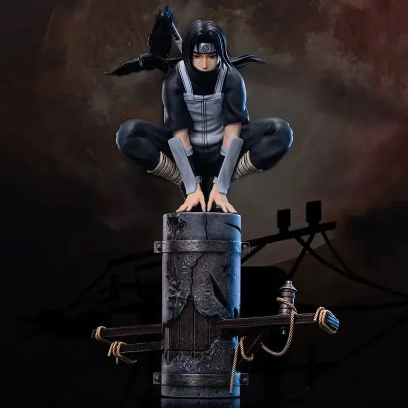 Figurka Itachi Uchiha 23 cm na kolumnie